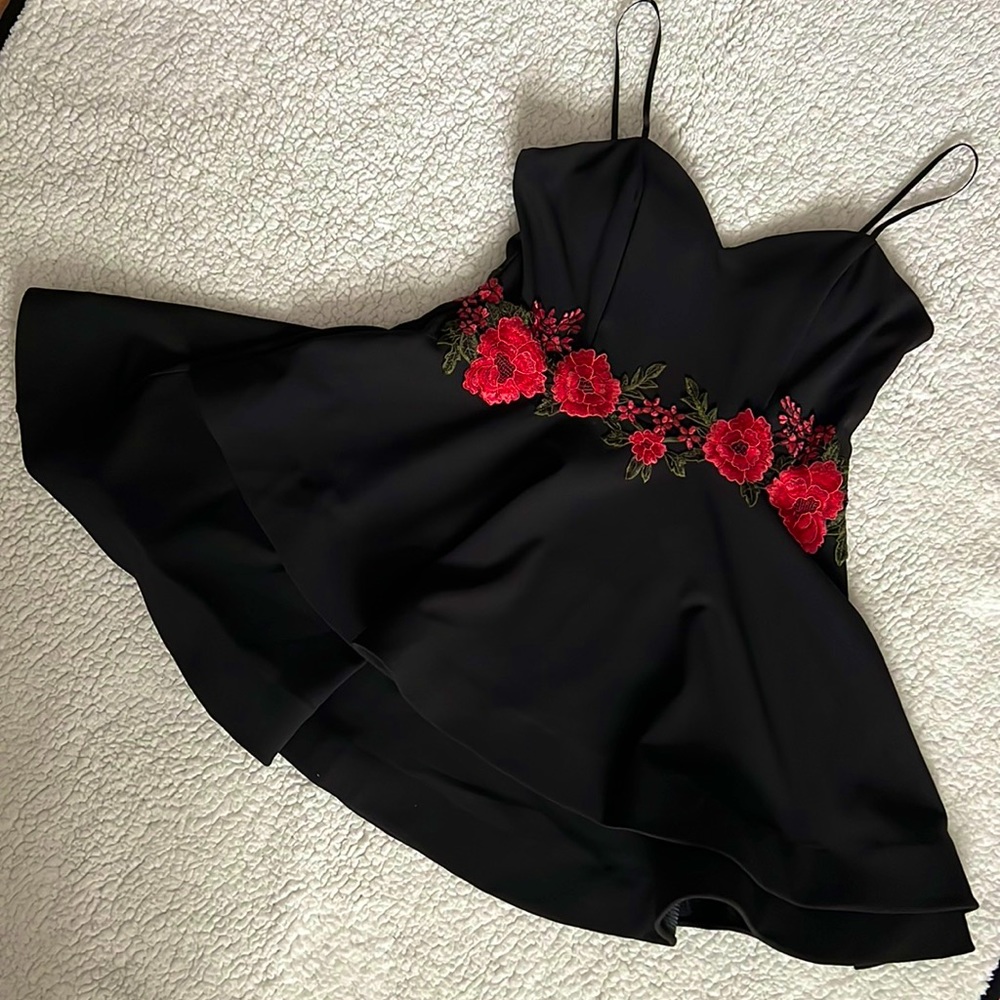 B Darlin black and lace rose cocktail dress size 15/16